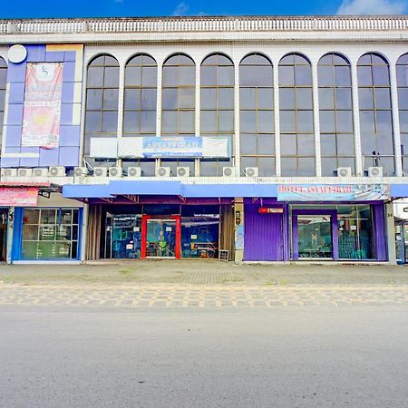 Hotel O Asyaffirah Near Masjid Raya Al Mashun Sm Raja Медан Экстерьер фото